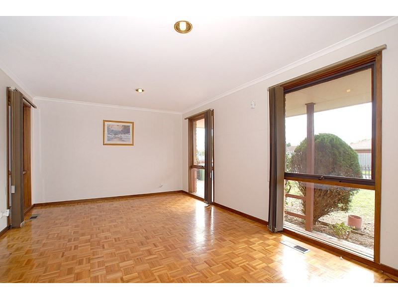 12 Elmsford Crt, Keysborough VIC 3173