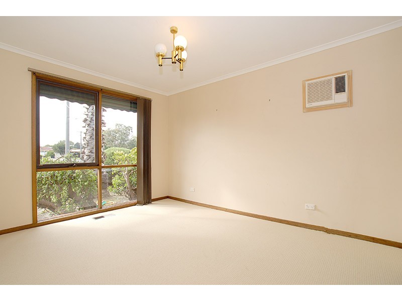 12 Elmsford Crt, Keysborough VIC 3173