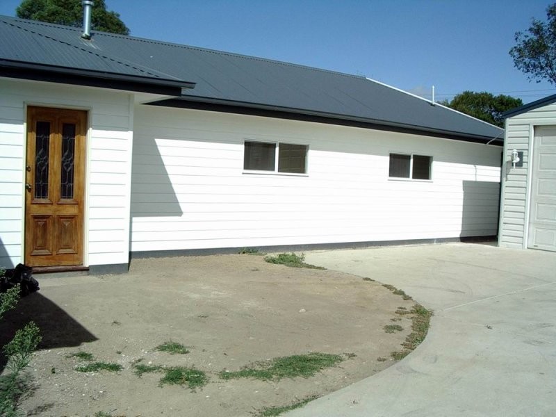 6 Corrigan St, Burwood VIC 3125