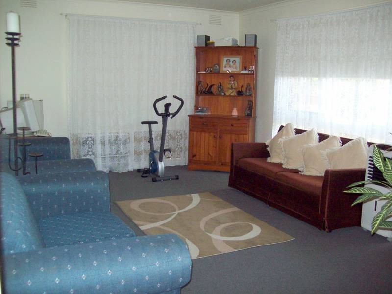 4 Galos Place, Noble Park North VIC 3174