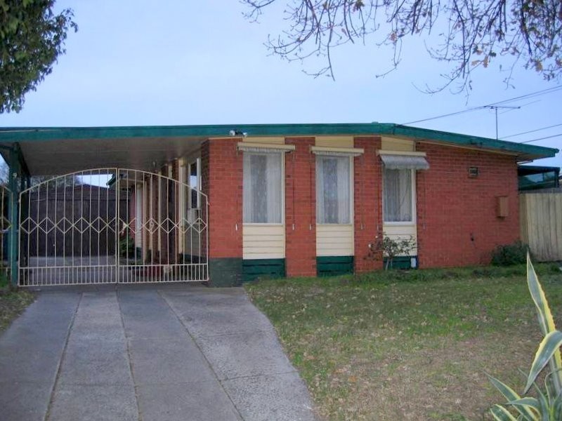 9 Bracknell St, Keysborough VIC 3173