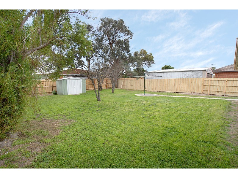 49 Sunnyvale Cres, Keysborough VIC 3173