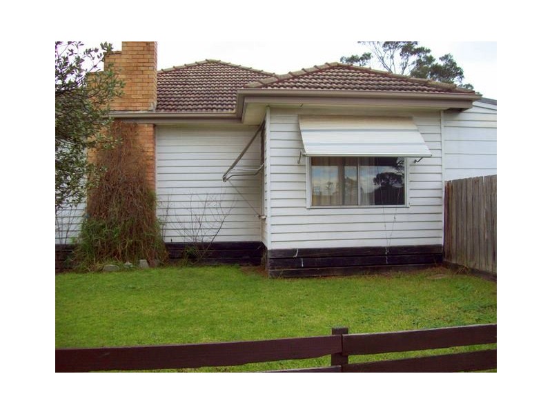 2/6 Marshall St, Noble Park VIC 3174