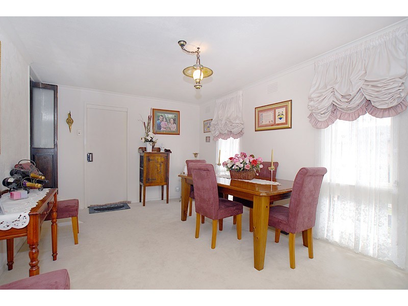 2 Lalor Crt, Springvale South VIC 3172