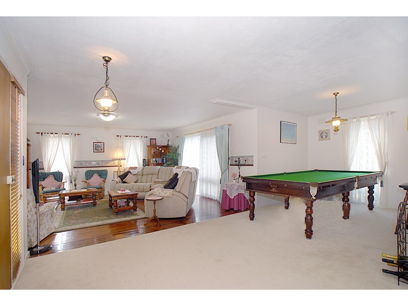 2 Lalor Crt, Springvale South VIC 3172