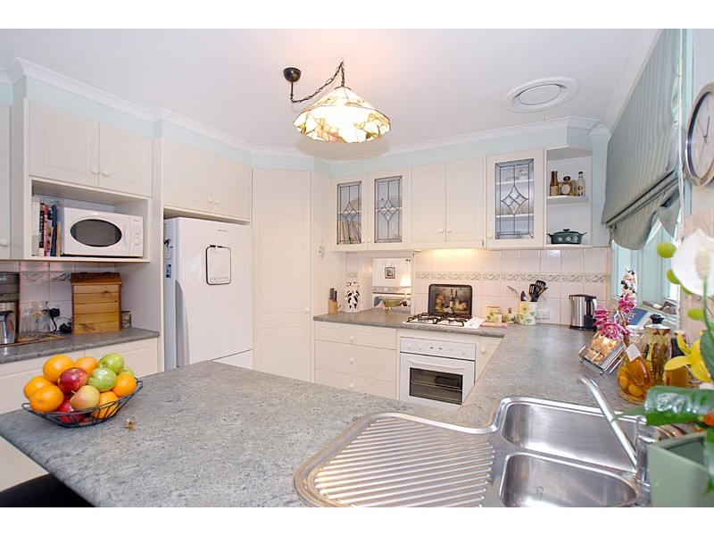 2 Lalor Crt, Springvale South VIC 3172