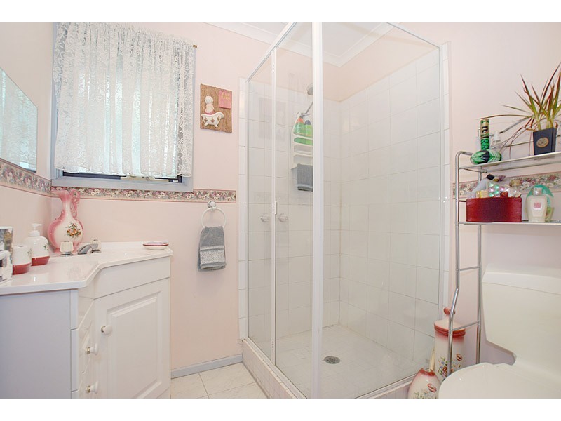 2 Lalor Crt, Springvale South VIC 3172