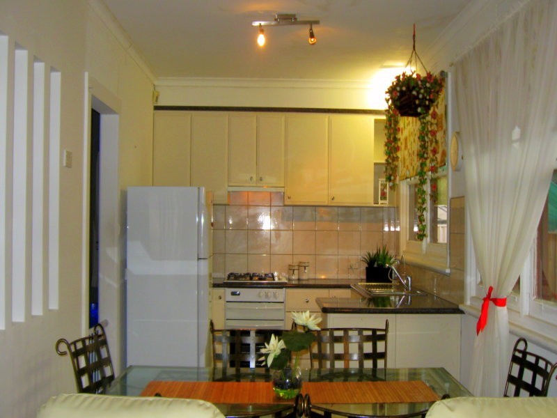 1/4 Lockington Cres, Dandenong VIC 3175