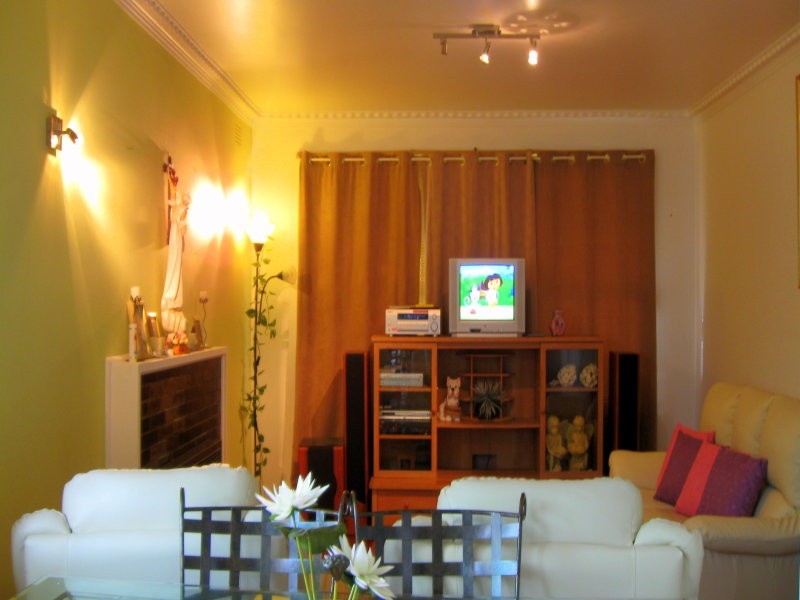 1/4 Lockington Cres, Dandenong VIC 3175