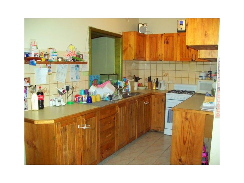 214 Railway Pde, Noble Park VIC 3174