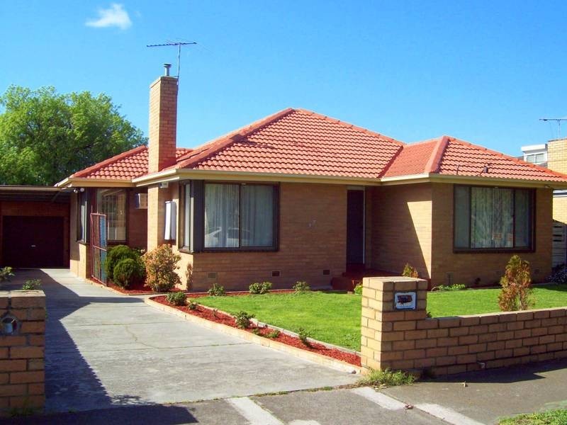 37 Festival Cres, Keysborough VIC 3173