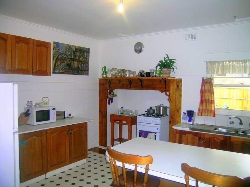 26 Thomas St, Noble Park VIC 3174