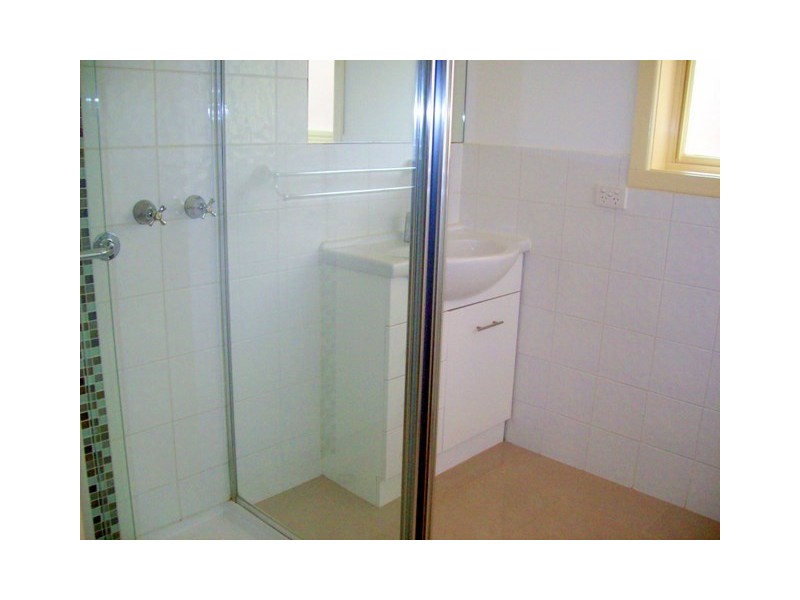 2/55 Ellt Crescent, Noble Park VIC 3174