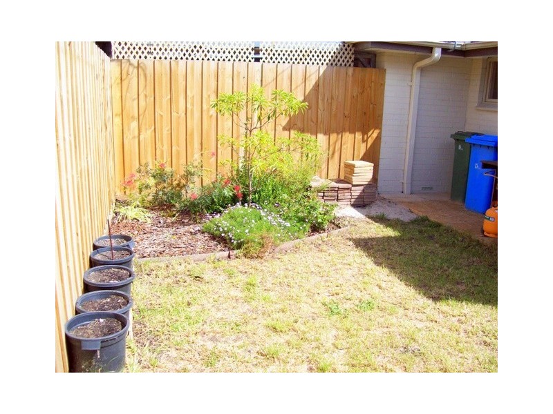 2/55 Ellt Crescent, Noble Park VIC 3174