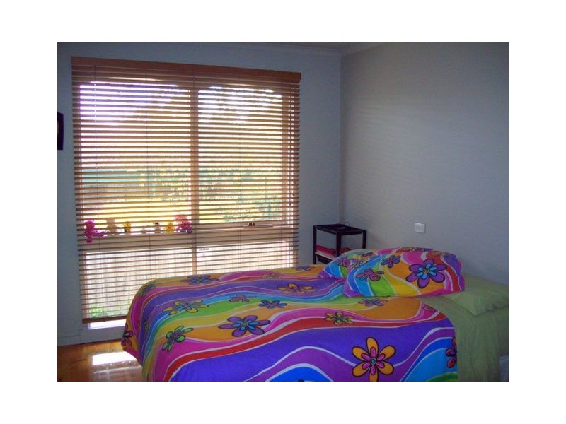 2/49 Whalley Dve, Wheelers Hill VIC 3150