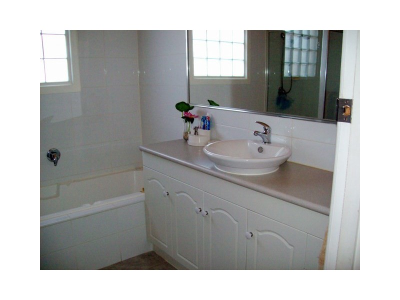 27 Cornelius St, Dandenong VIC 3175