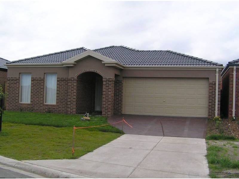 21 Trina Court, Keysborough VIC 3173