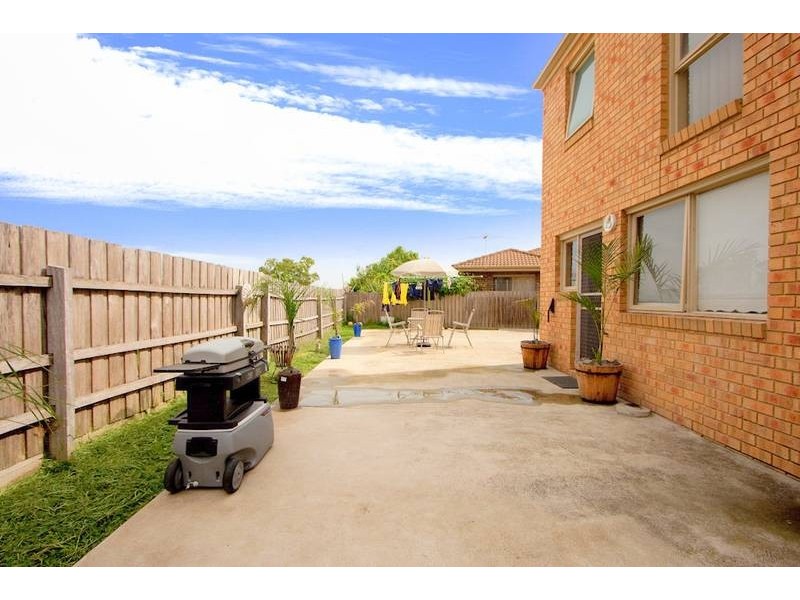 66 Fenton Crt, Keysborough VIC 3173