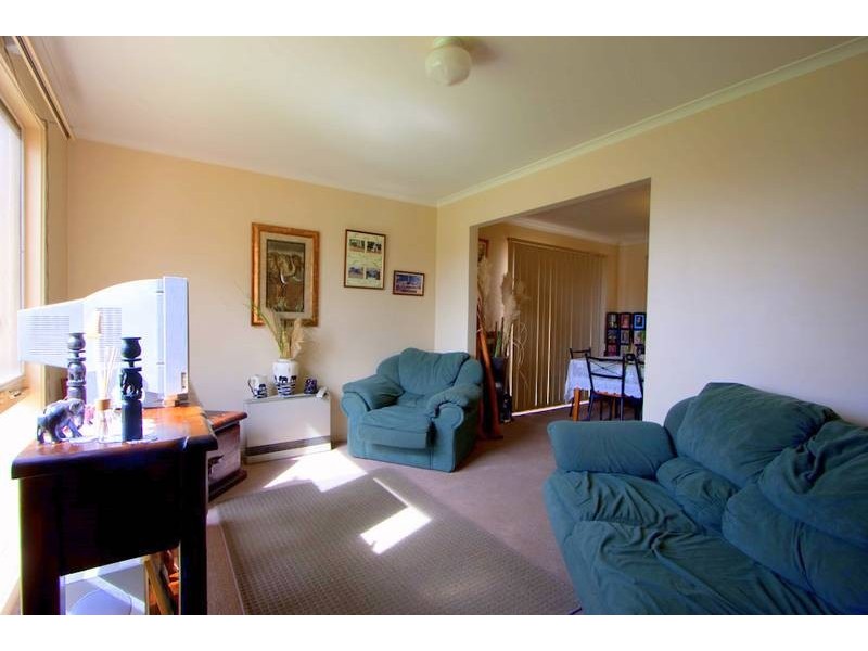 66 Fenton Crt, Keysborough VIC 3173