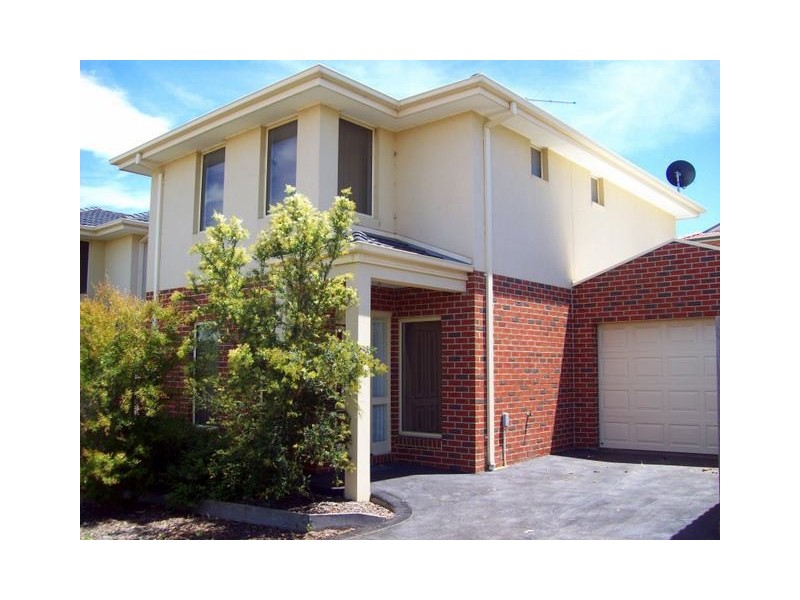 2/20 Larbert Rd, Noble Park VIC 3174