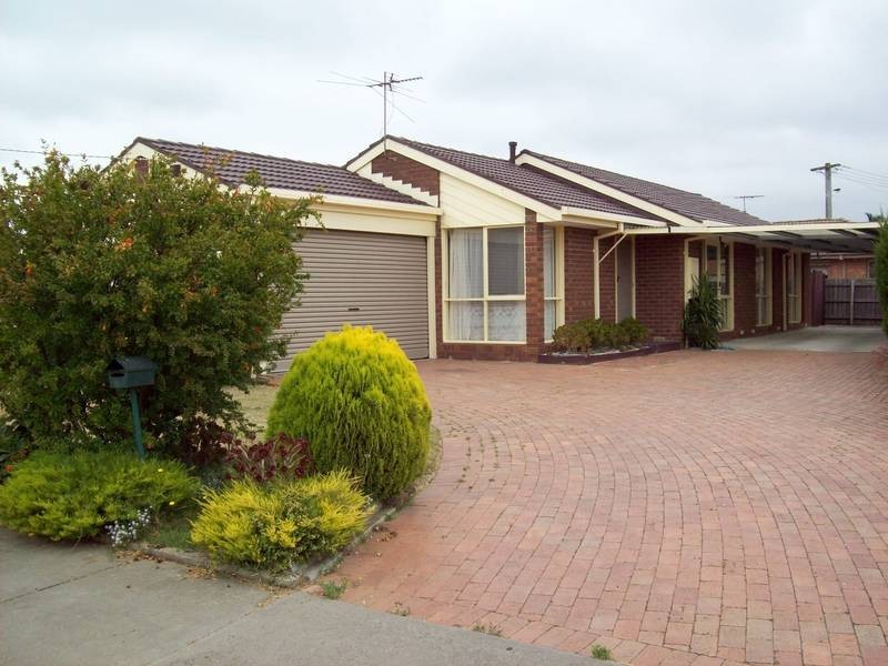 4 Gianni Court, Keysborough VIC 3173