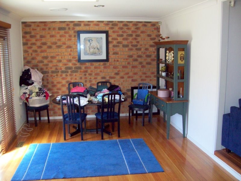 2 Moya Close, Endeavour Hills VIC 3802