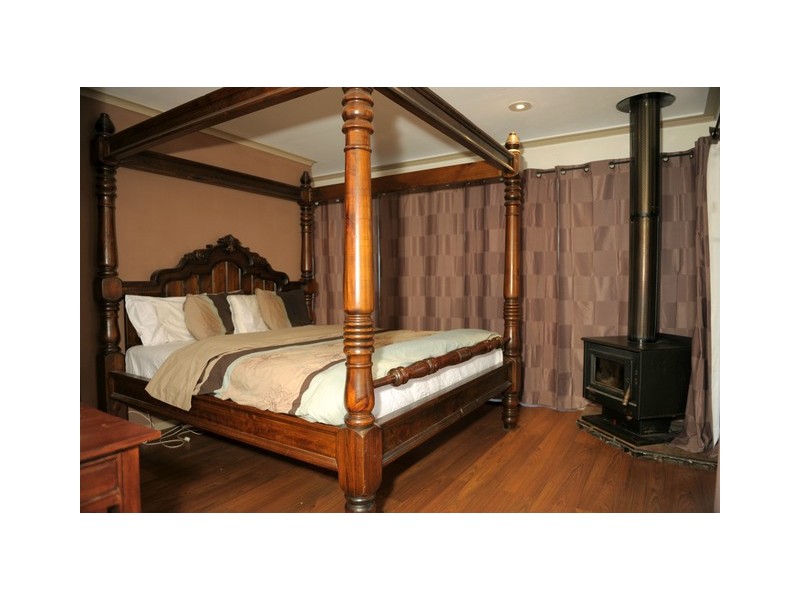 90 Dunblane Rd, Noble Park VIC 3174