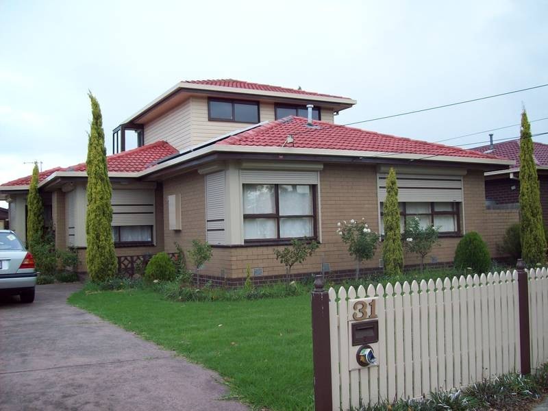 31 Balgowlah Ave, Keysborough VIC 3173