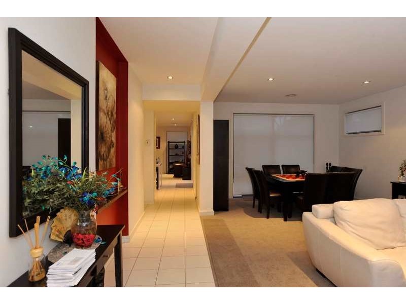 10 Rathdowne Way, Mulgrave VIC 3170