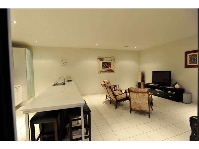 10 Rathdowne Way, Mulgrave VIC 3170
