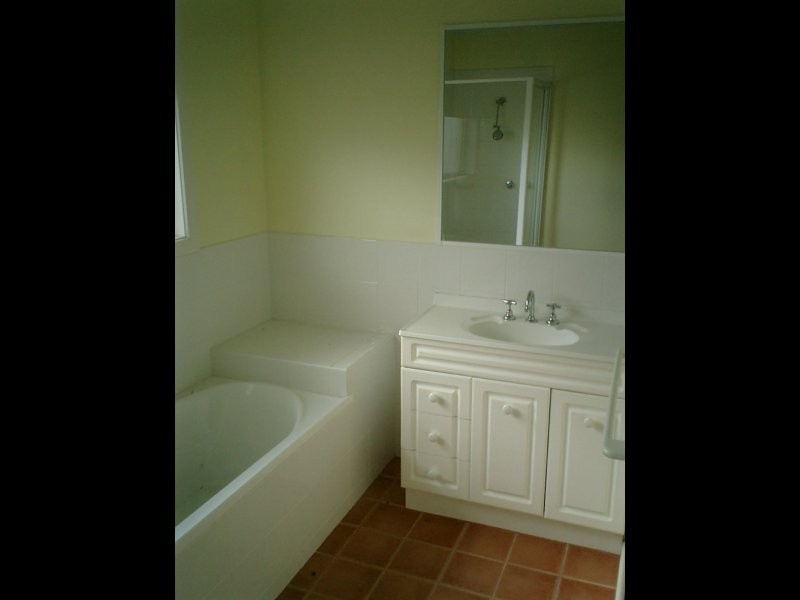 2/16 Mantung Crescent, Rowville VIC 3178