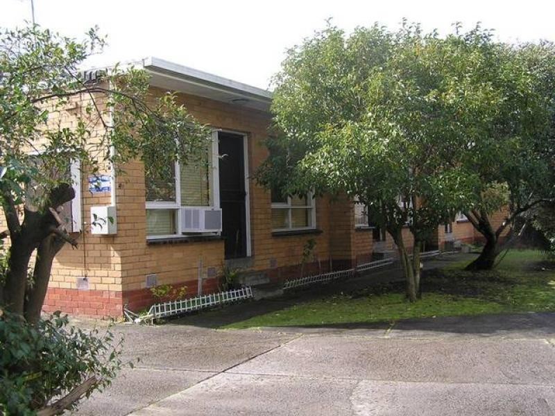 4/13 Furnew Street, Springvale VIC 3171