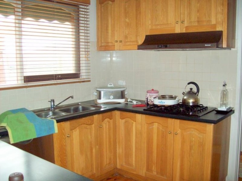 2/49 Whalley Drive, Wheelers Hill VIC 3150