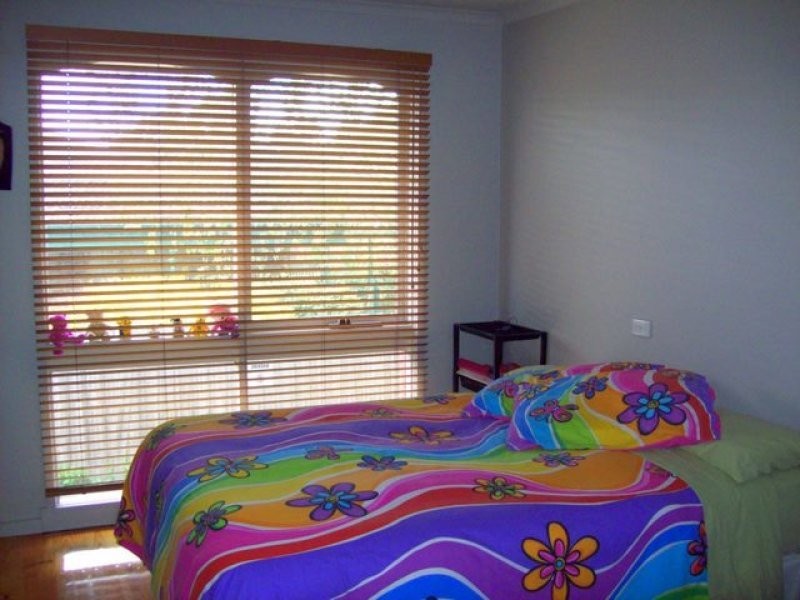 2/49 Whalley Drive, Wheelers Hill VIC 3150