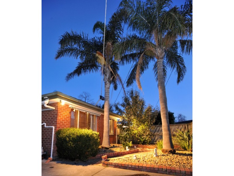 10 Mayfair Court, Keysborough VIC 3173