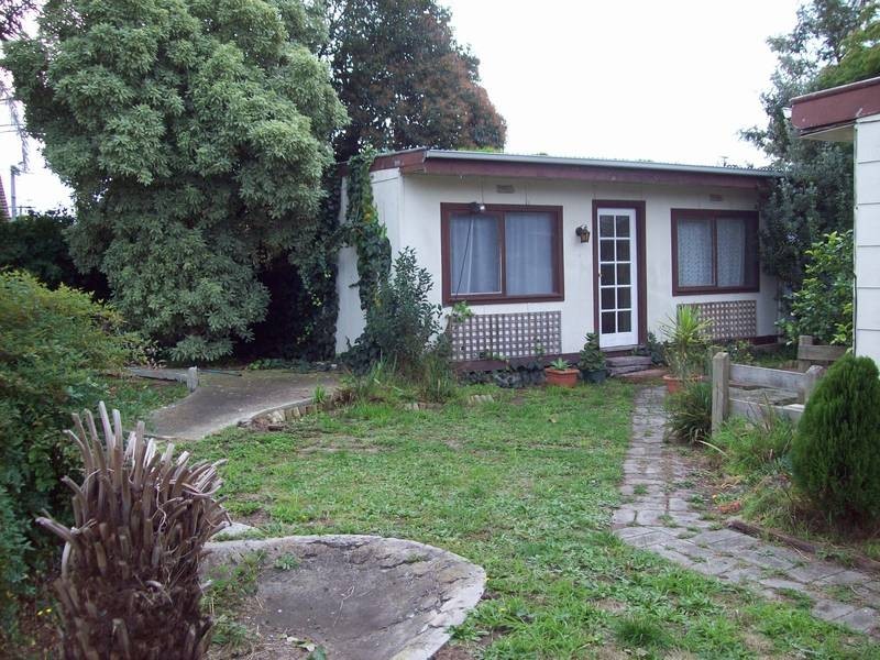 5 Page Court, Dandenong North VIC 3175