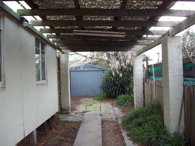 5 Page Court, Dandenong North VIC 3175