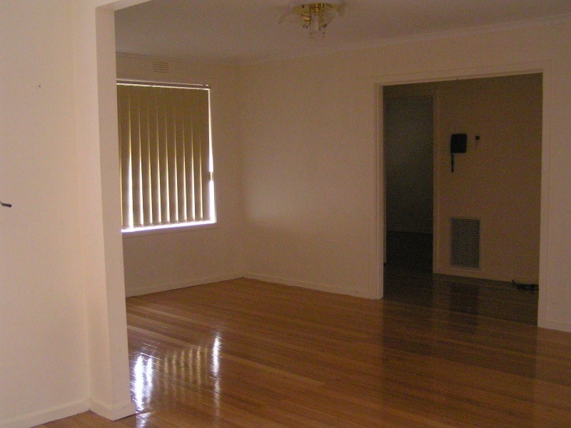 4 Tadstan Court, Clayton South VIC 3169