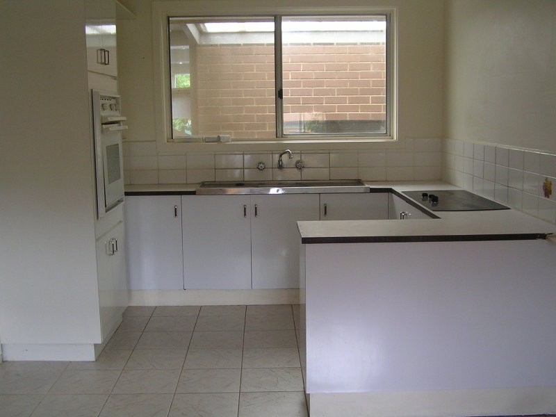 4 Tadstan Court, Clayton South VIC 3169