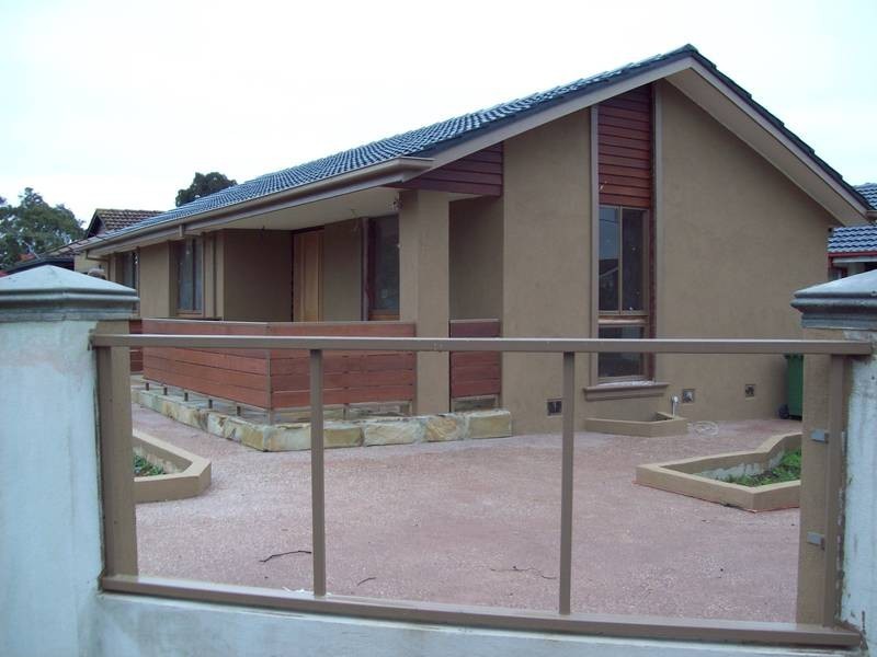 1/6 Galos Place, Noble Park North VIC 3174