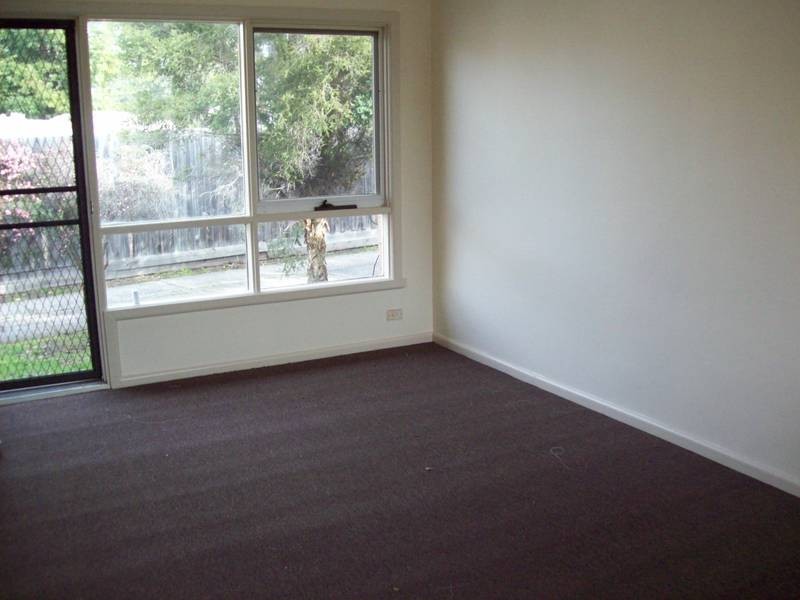 3/13 Furnew Street, Springvale VIC 3171