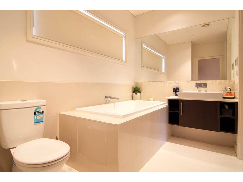 1/132 Lightwood Road, Noble Park VIC 3174