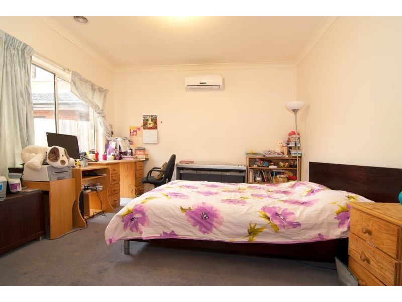 11 Monash Place, Clayton VIC 3168