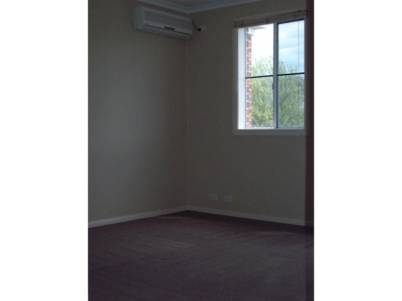 4/34 Kelvinside Road, Noble Park VIC 3174