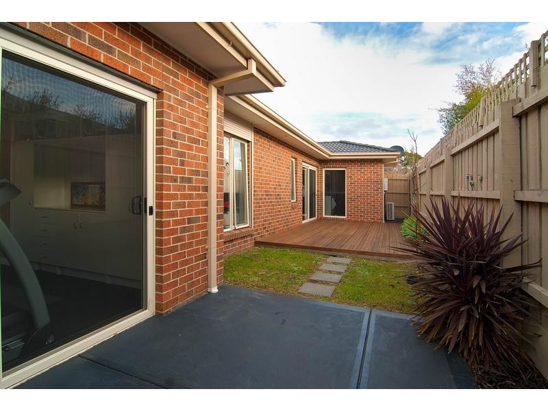 2/132 Lightwood Road, Noble Park VIC 3174