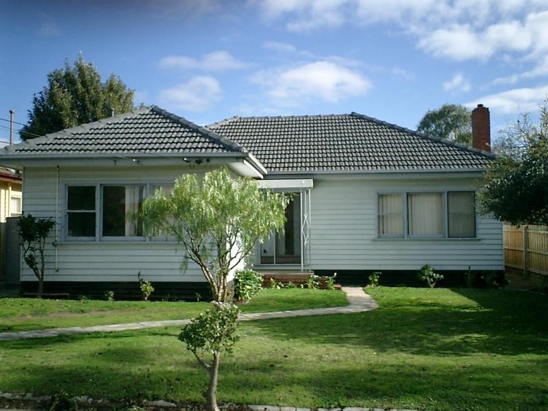 24 Flynn Street, Springvale VIC 3171