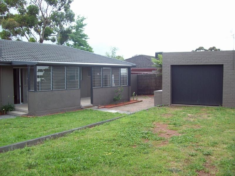 3 Lloyd Ave, Narre Warren VIC 3805