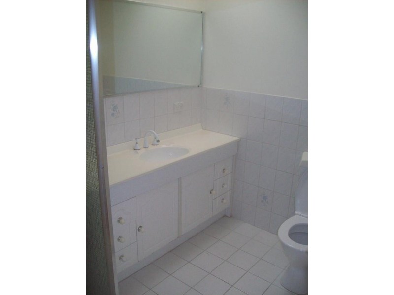 20 College Crescent, Keysborough VIC 3173