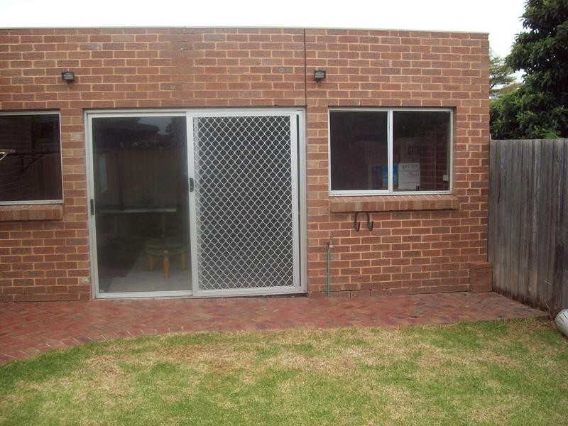 20 College Crescent, Keysborough VIC 3173