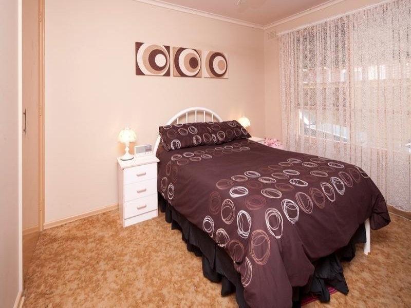 6 Montana Street, Springvale South VIC 3172